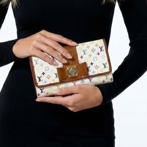Louis Vuitton Handbags - Louis Vuitton RARE Murakami Multicolor Bow Turn Lock Sarah Wallet White Pink Y2K
